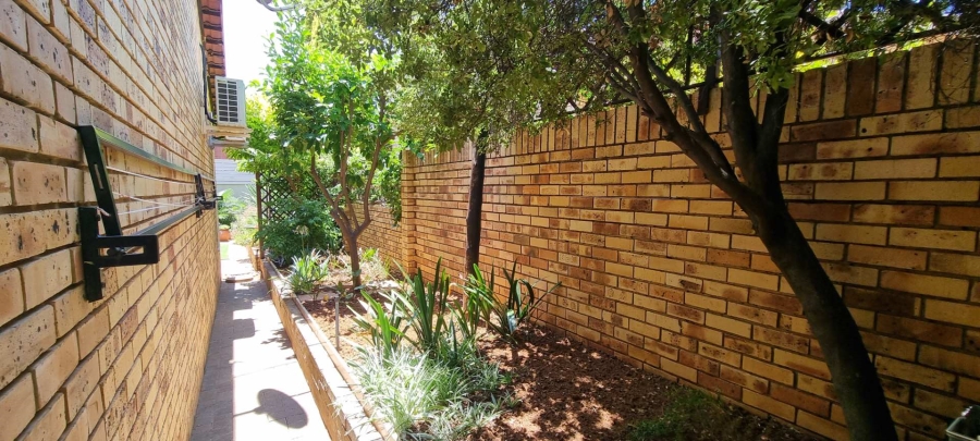 2 Bedroom Property for Sale in Pentagon Park Free State